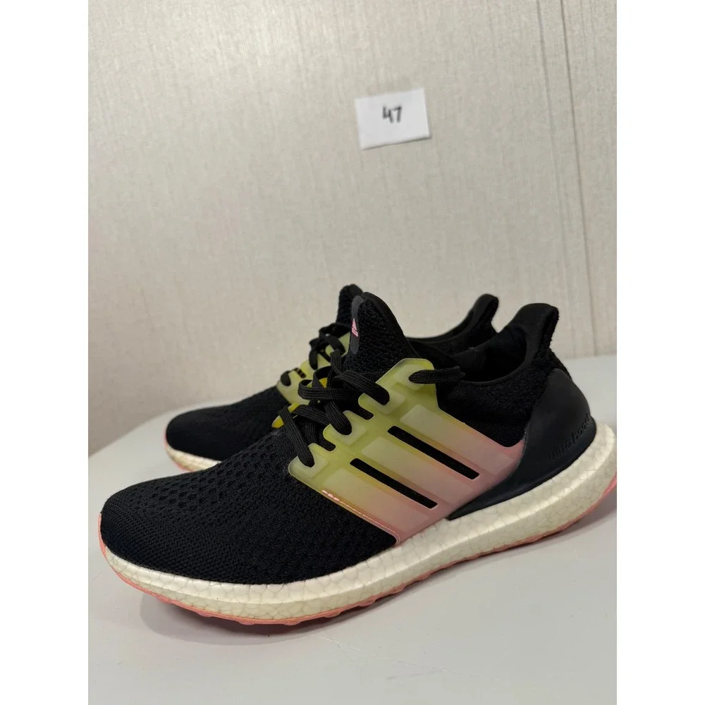 Adidas Womens‎ Ultraboost 5.0 Black Running Shoes Size 8
